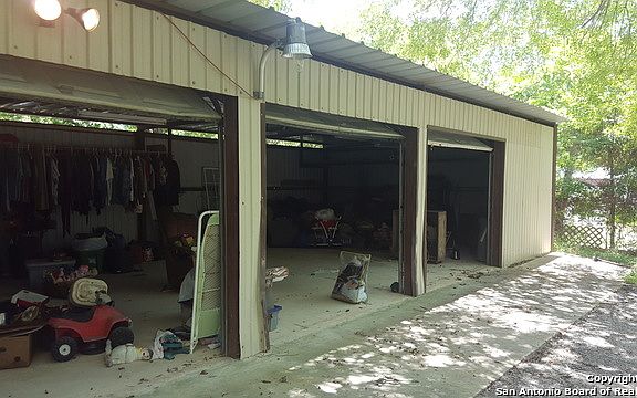 4th image of 169 Alamo Dr