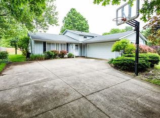 9447 Fair Rd, Strongsville, OH 44149