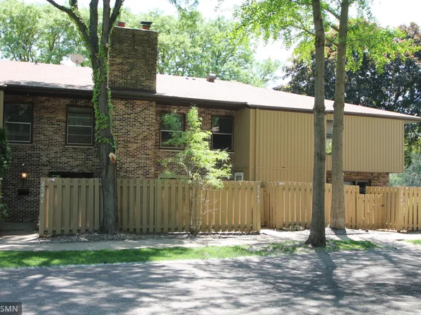 2543 Unity Ave N, Golden Valley, MN 55422
