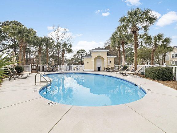 5th image of 140 Masters Ct