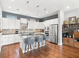 1114 S Adams St, Fort Worth, TX 76104