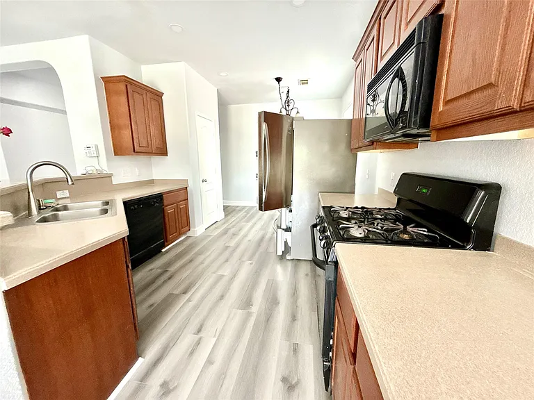 1713 Bowerton Dr — Photo 4