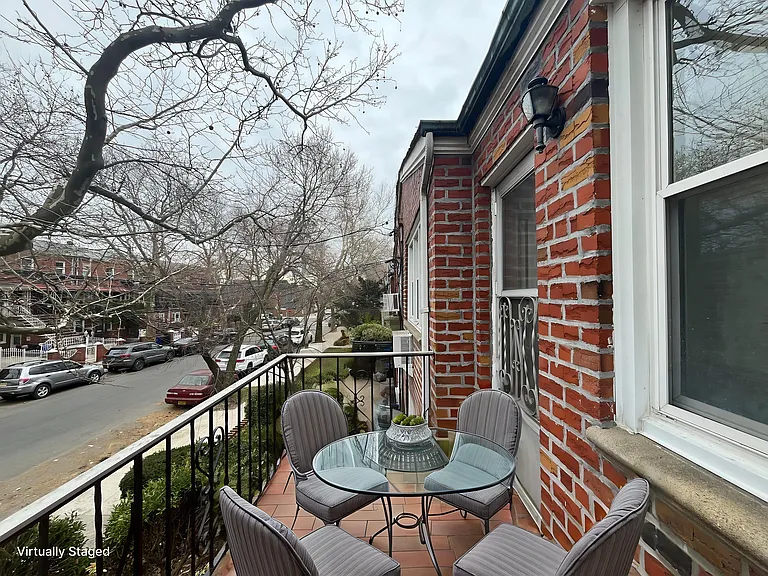 1070 E 59th St #2B — Photo 12