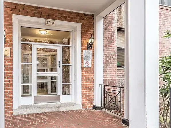 87-10 34th Avenue image 2 of 8