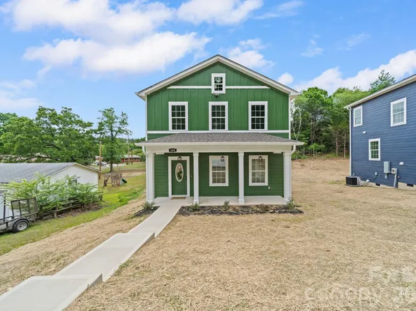 908 Dewey St, Badin, NC 28009