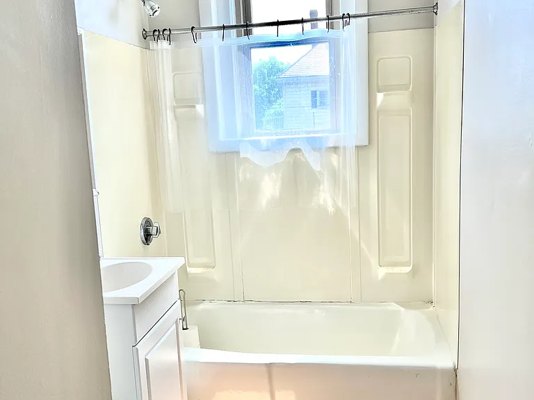 22 Boston St #4 — Photo 5