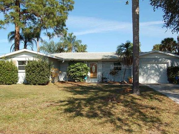 4th image of 2545 Waneta Dr