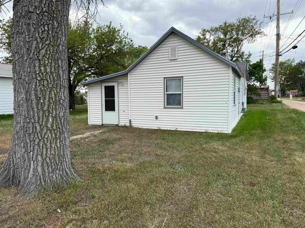 822 N Jackson Ave, North Platte, NE 69101