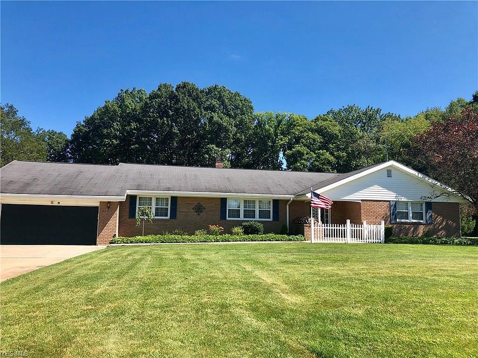 1st image of 55 Forest Hill Dr