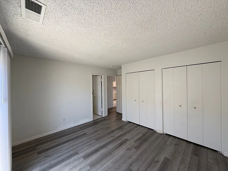 808 Saint Helena Pl — Photo 11