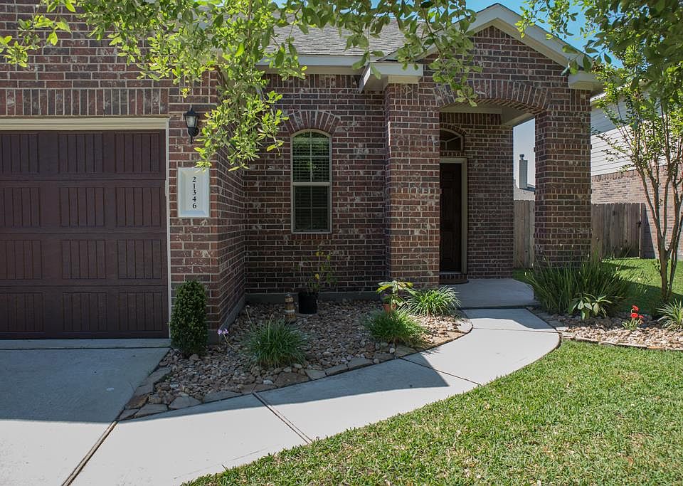 1st image of 21346 Village Crossing Ln