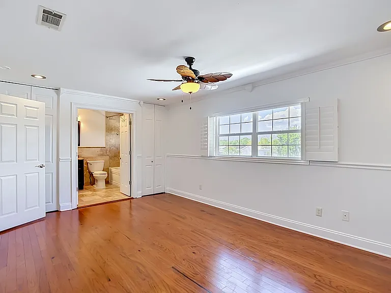 8733 Bay Pointe Dr — Photo 30
