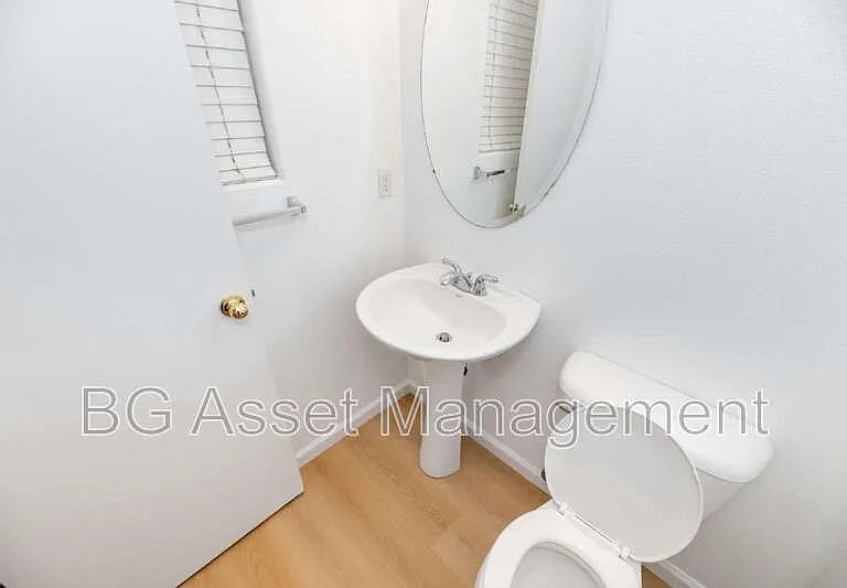 128 Kingfisher St — Photo 9