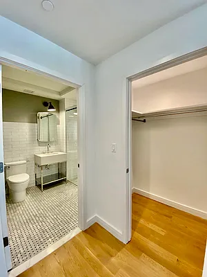 Rented by Zjama Realty Corp | media 28