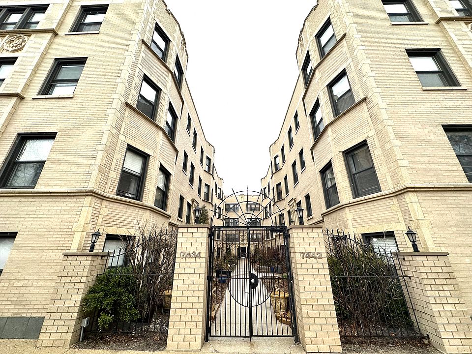 1st image of 7442 N Hermitage Ave APT 2K