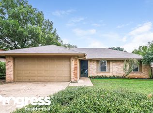 2913 Highlawn Ter, Fort Worth, TX 76133