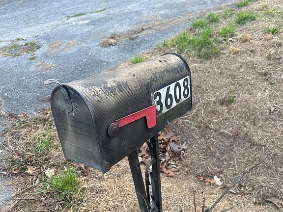 4th image of 3608 Williamsburg Rd SE