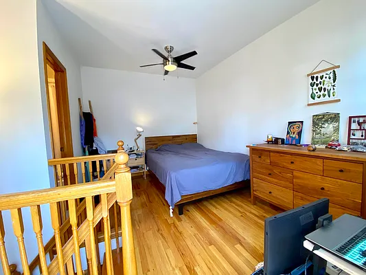 Rented by Harris Philip NYC | media 46