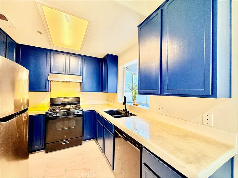 319 W Duarte Rd #319A — Photo 13