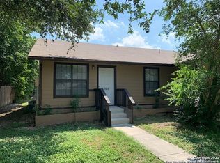 202 Ash Dr APT 101, Converse, TX 78109
