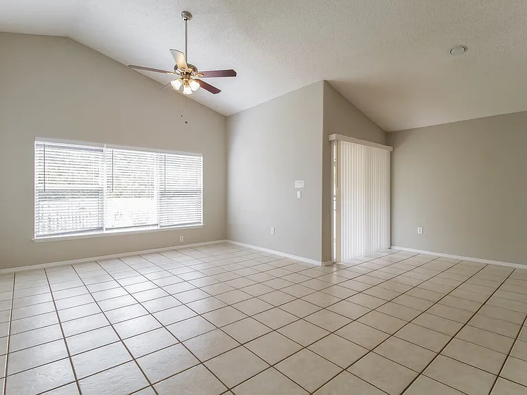 1802 Meadow Pond Way — Photo 5