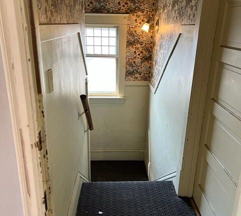 3rd image of 2416 Fremont Ave S #2