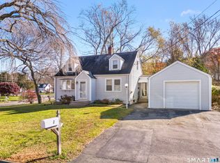 2 Arthur Court, North Branford, CT 06471