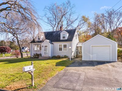 2 Arthur Court, North Branford, CT, 06471