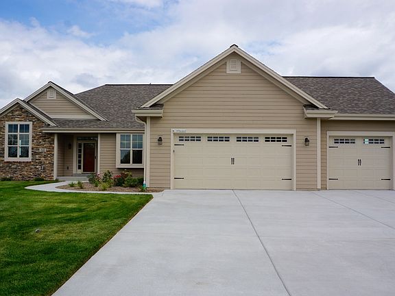 2nd image of W139N6060 Weyerhaven Dr