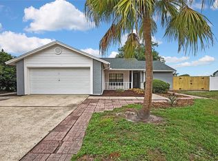 1717 Osprey Ln, Lutz, FL 33549