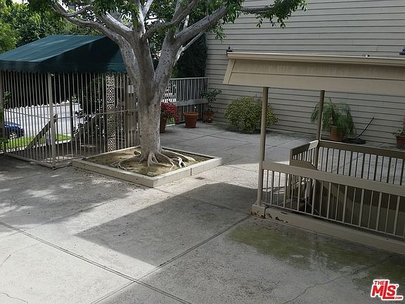 4th image of 333 N Louise St Unit 13