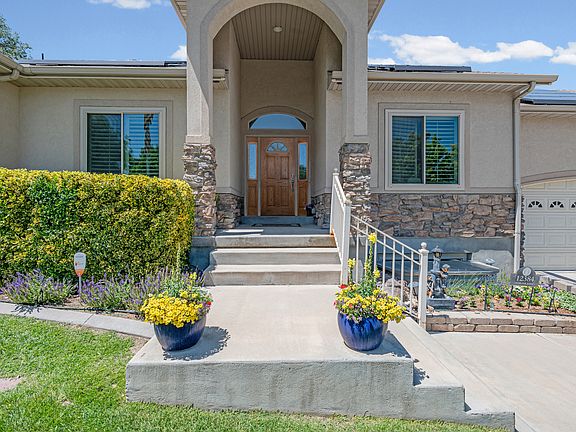 2nd image of 12384 S Overlook Ridge Ct