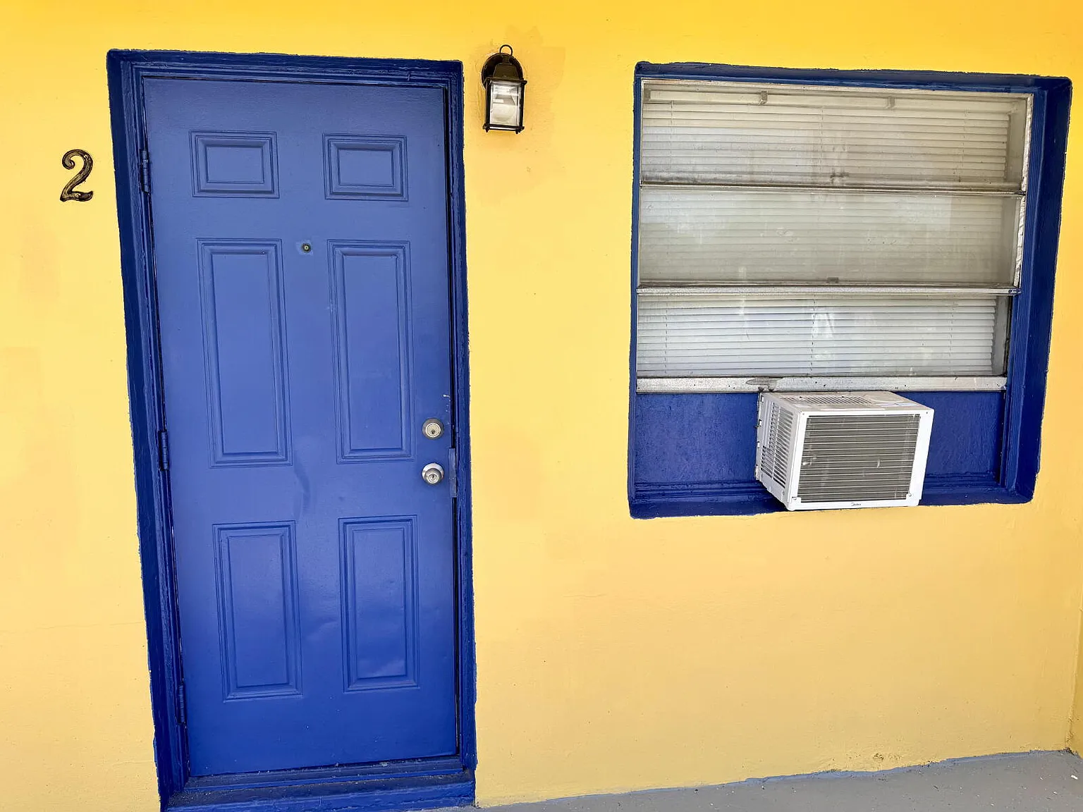 2 bed, 1.0 bath, 750 sqft, $1,800 — Photo 2