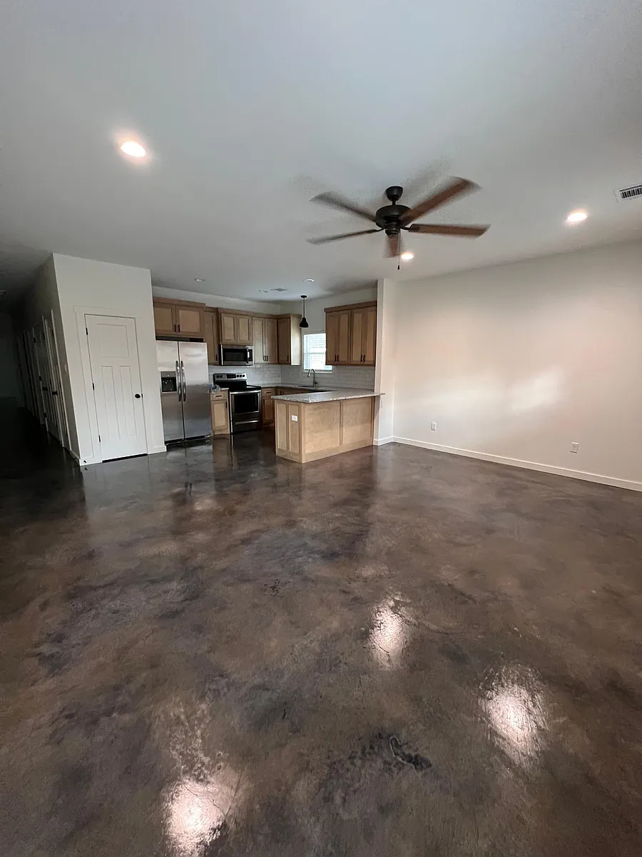 Building Photo - 2916 Silica Hts #B