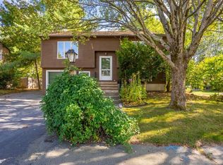 98 Regan Ln, Portland, ME 04103