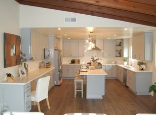 740 Las Palmas Dr, Vista, CA 92081