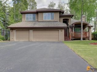 16655 Yellowstone Cir, Eagle River, AK 99577