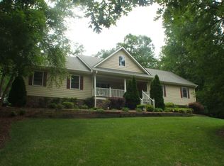 2396 Meredith Dr, Loganville, GA 30052