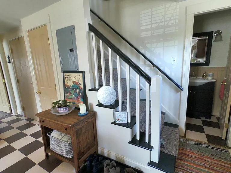Kitchen (shown prior to recent repainting).