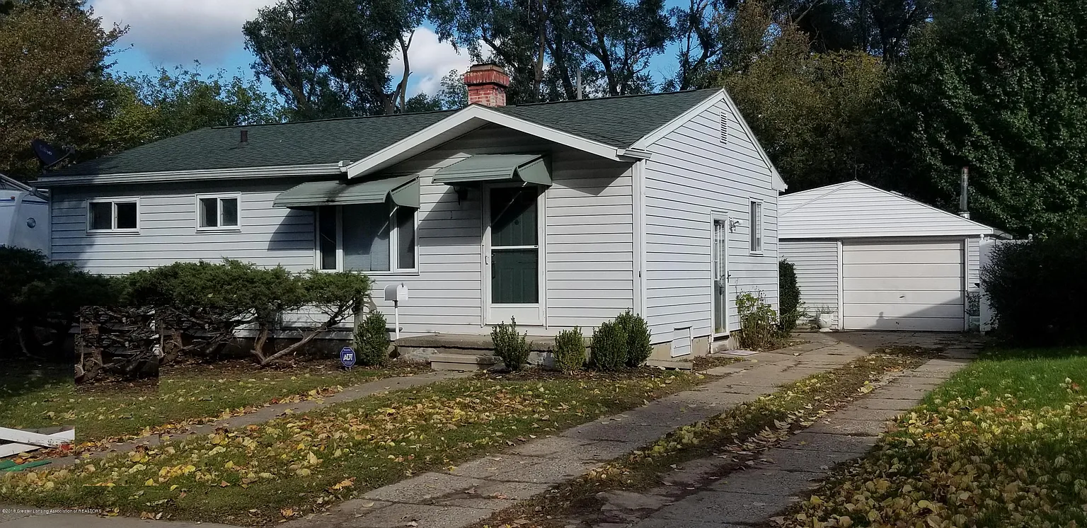 4901 Lowcroft Ave photo 1