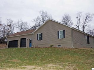 17302 Divelbiss Rd, Fredericktown, OH 43019