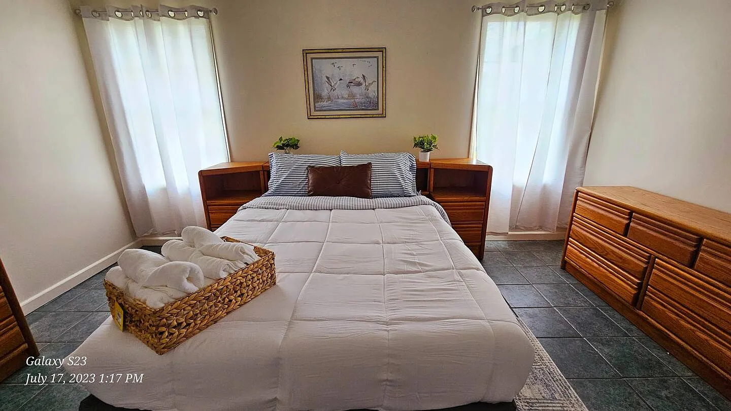 2 bed, 1900 sqft, $1,500 — Photo 1