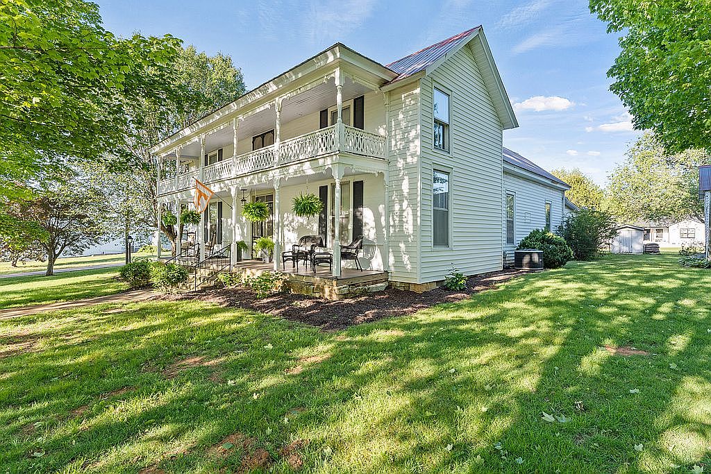 709 Main St, Huntland, TN 37345 Zillow
