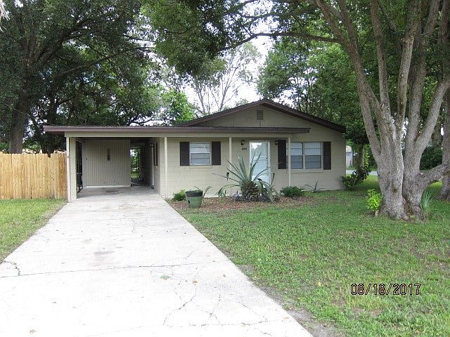 1st image of 119 E Holly Dr