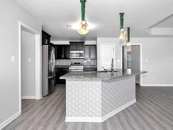 2nd image of 22637 Quarry Rd
