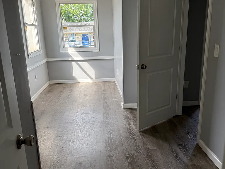 434 Allen St #2 — Photo 6