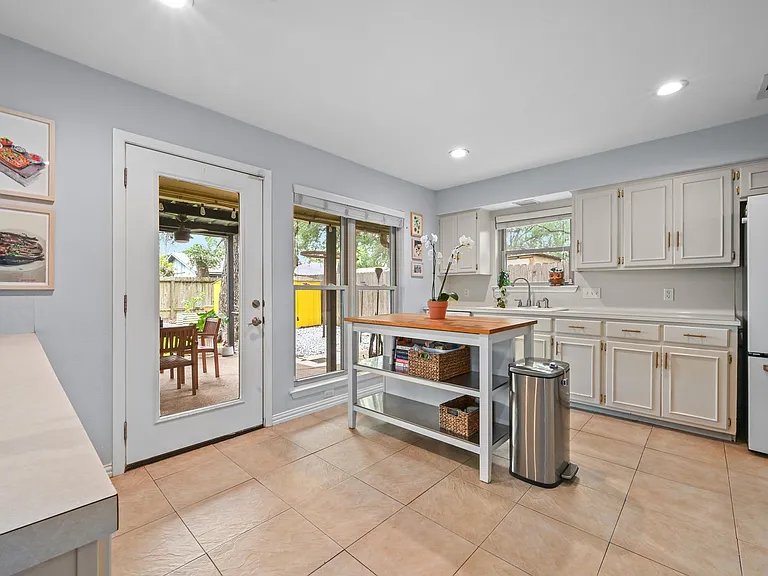 2509 Redleaf Ln #A — Photo 6