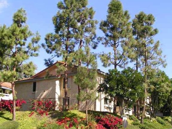 2nd image of 265 Loma Alta Dr Unit B8