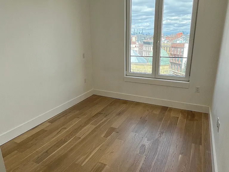 1052 Greene Ave #6B — Photo 10
