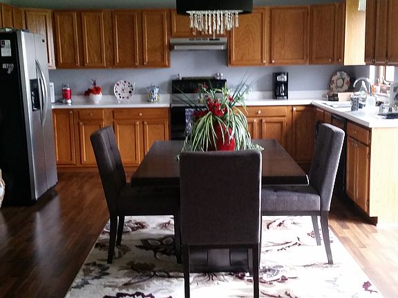 2nd image of 1471 Logan Ln
